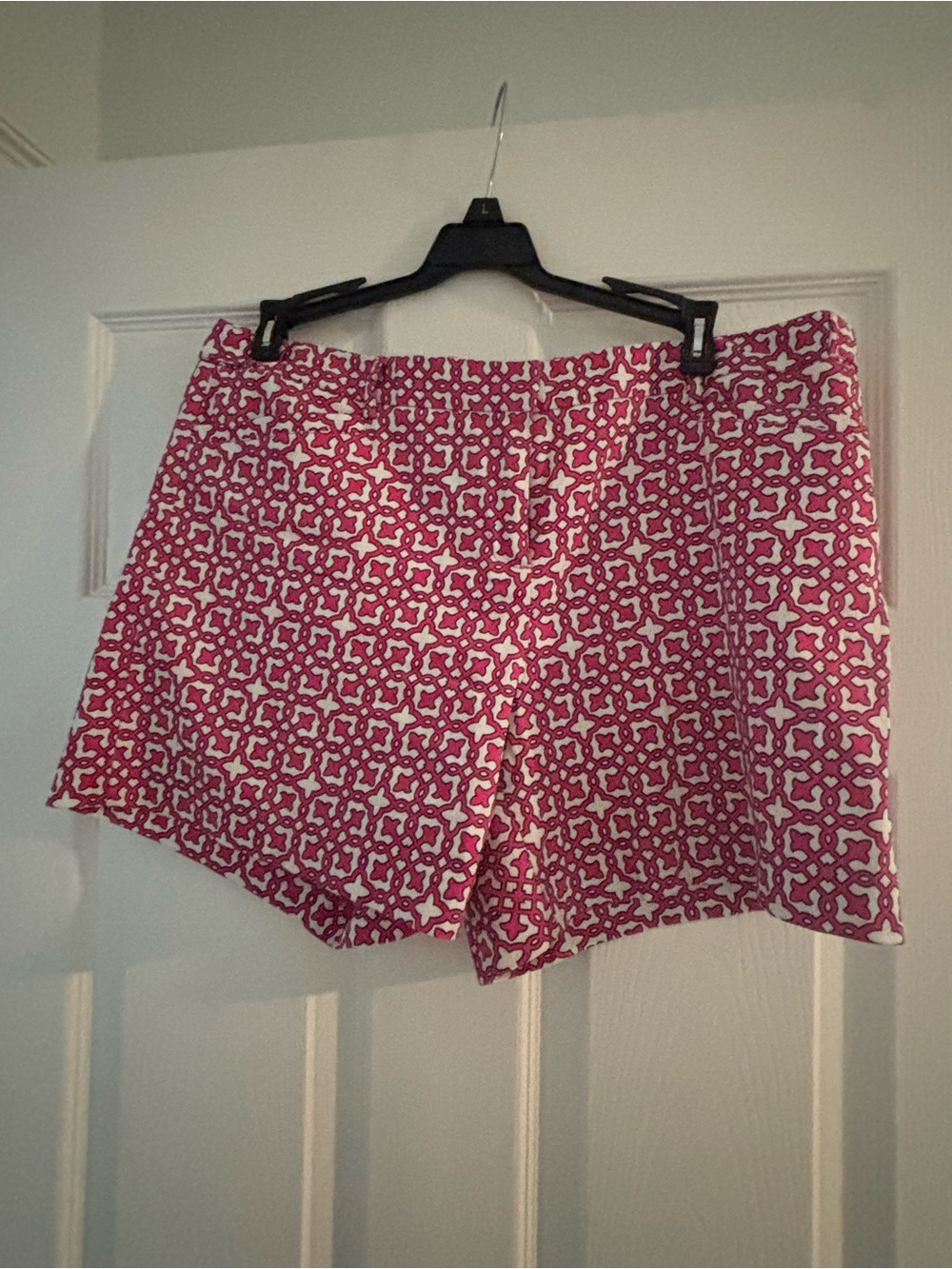 Laundry pink and white patterned shorts size 10